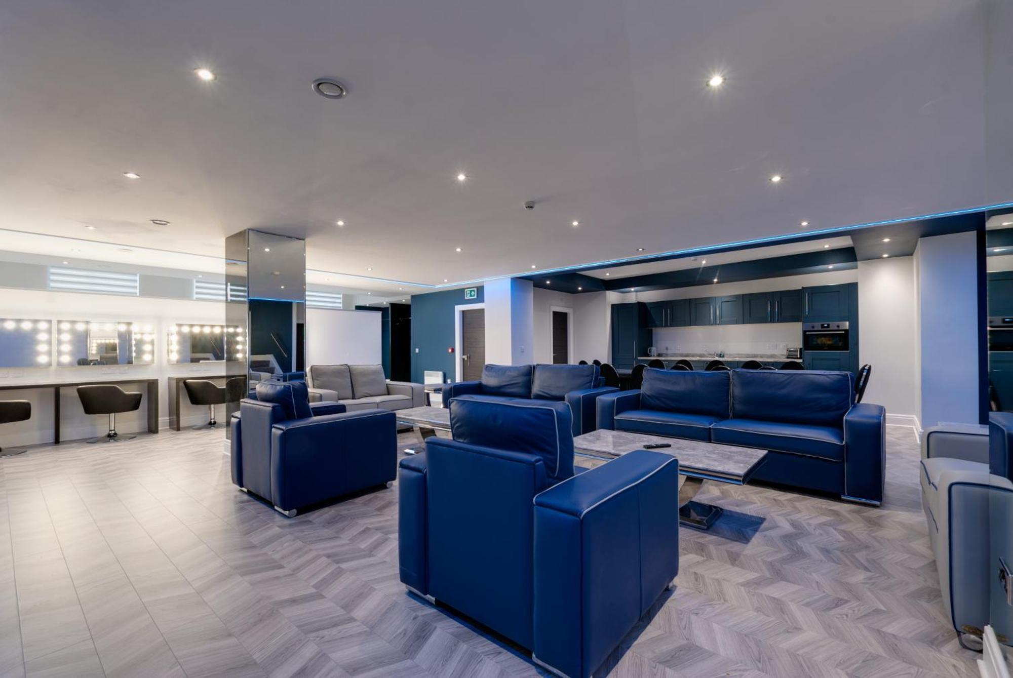 Temple Court Cavern Quarter Apartments By Happy Days 利物浦 外观 照片